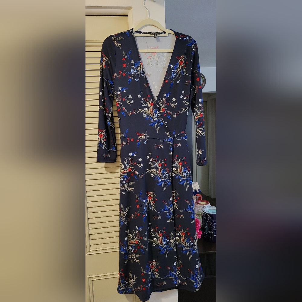 Banana Republic Navy Floral Long Sleeve Dress